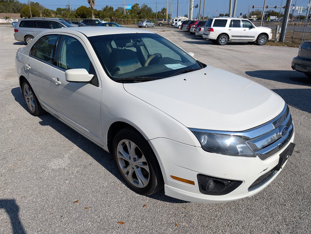 2012 Ford Fusion SE photo