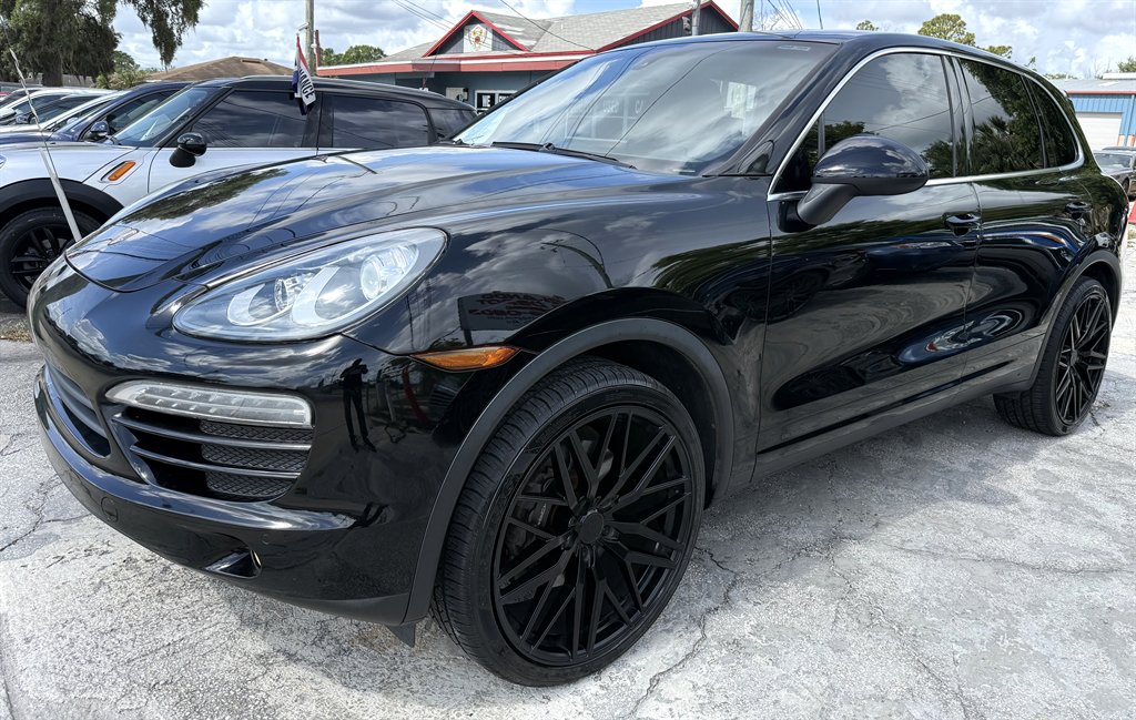 2012 Porsche Cayenne - $10,999