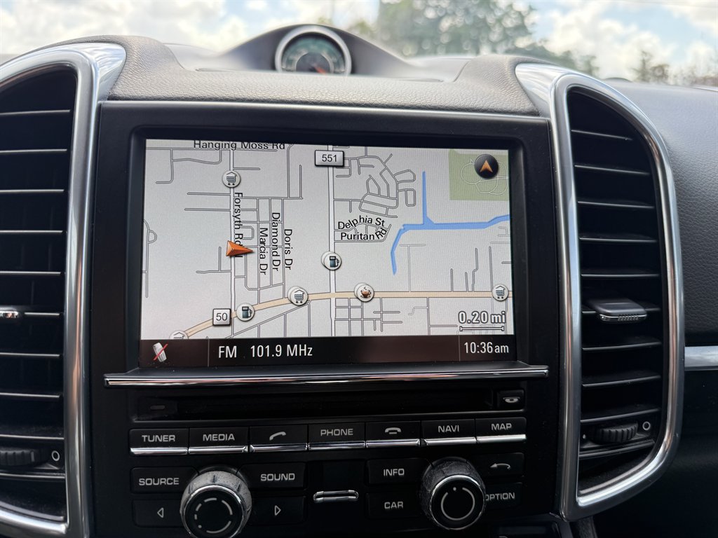 2012 Porsche Cayenne - $10,999