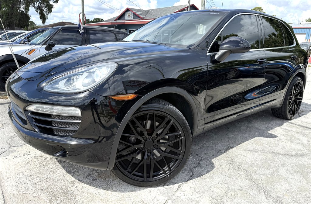 2012 Porsche Cayenne - $10,999