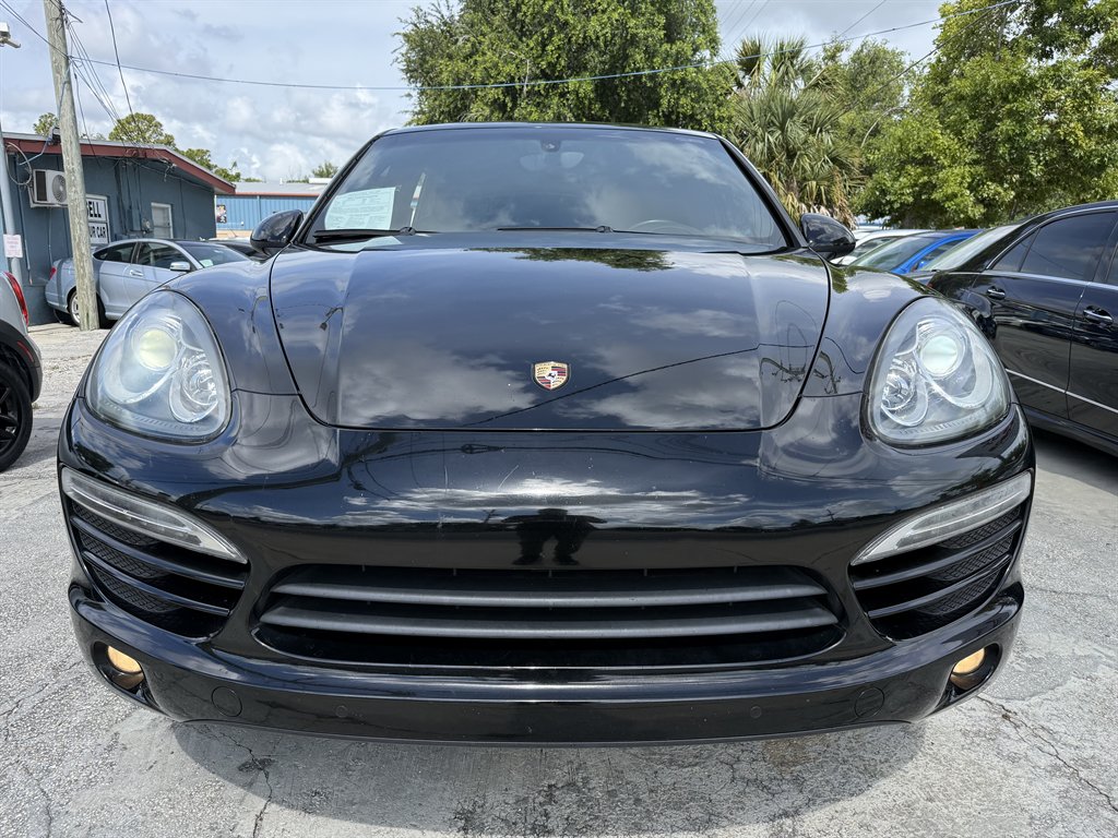 2012 Porsche Cayenne - $10,999