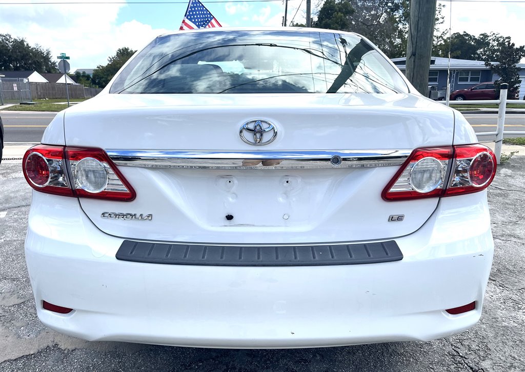 2011 Toyota Corolla photo