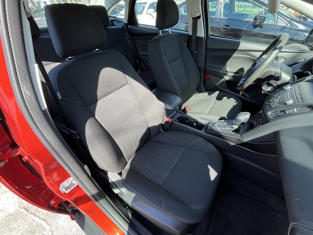 2018 Ford Focus - $6,999