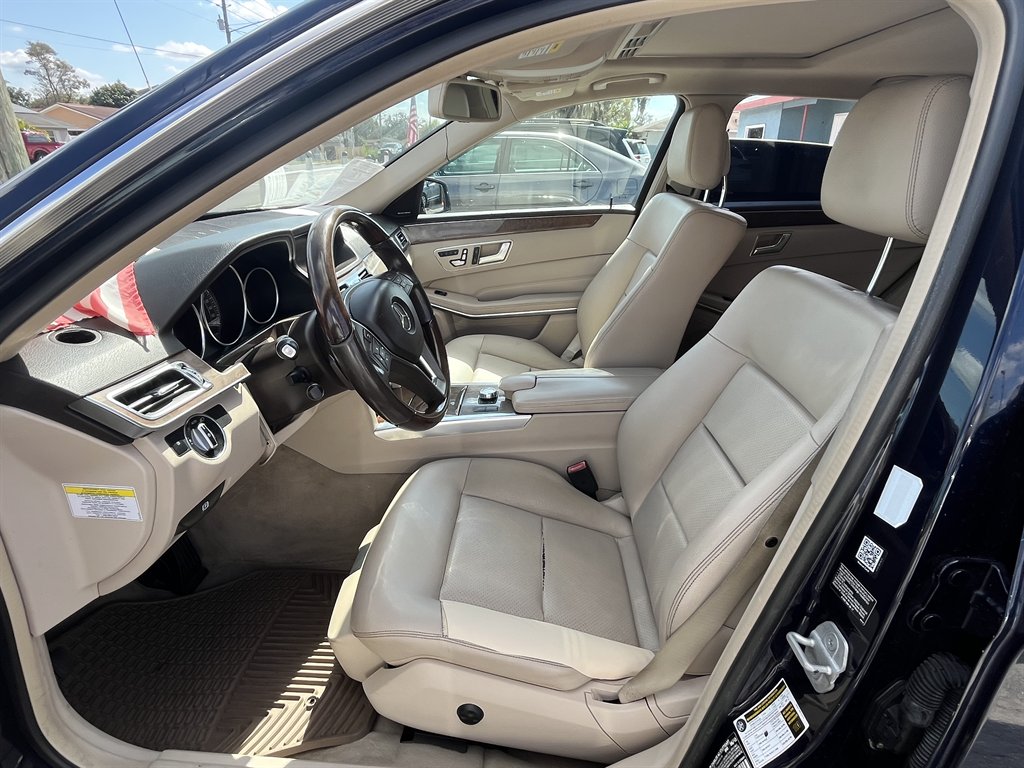 2014 Mercedes-Benz E-Class E350 4MATIC Sport photo