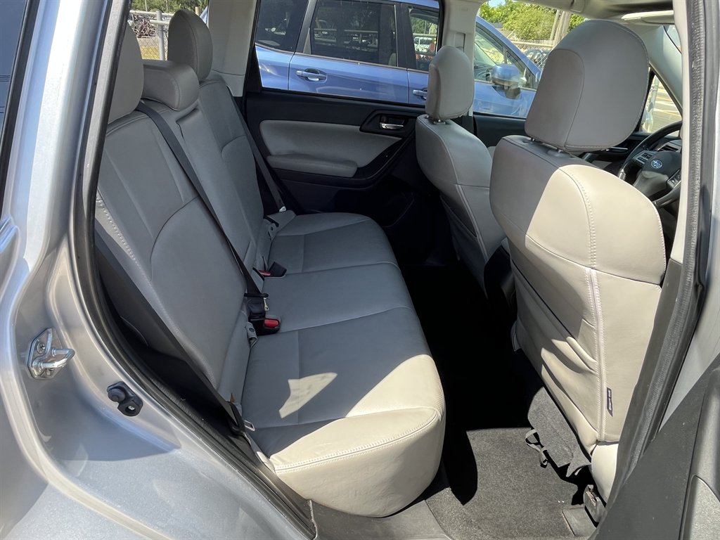 2014 Subaru Forester 2.5i Limited photo