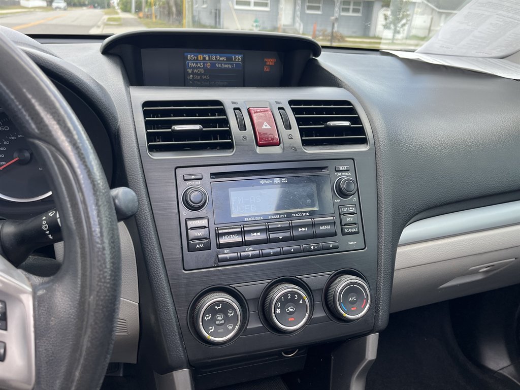 2014 Subaru Forester 2.5i Premium photo