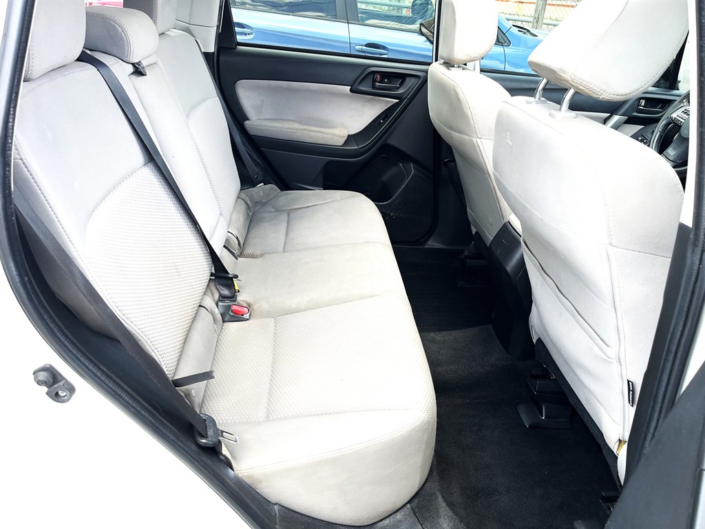 2014 Subaru Forester 2.5i Premium photo