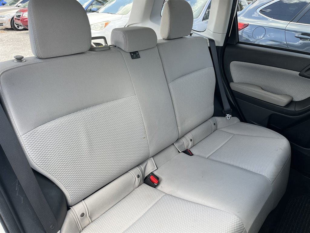 2017 Subaru Forester 2.5i photo