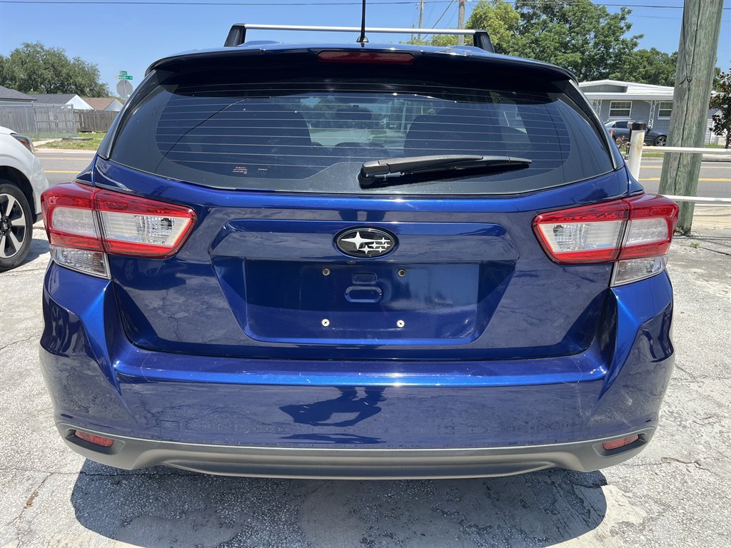 2017 Subaru Impreza Wagon photo
