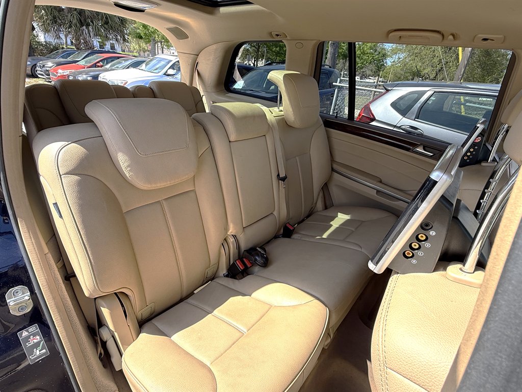 2011 Mercedes-Benz GL 450 - $6,599