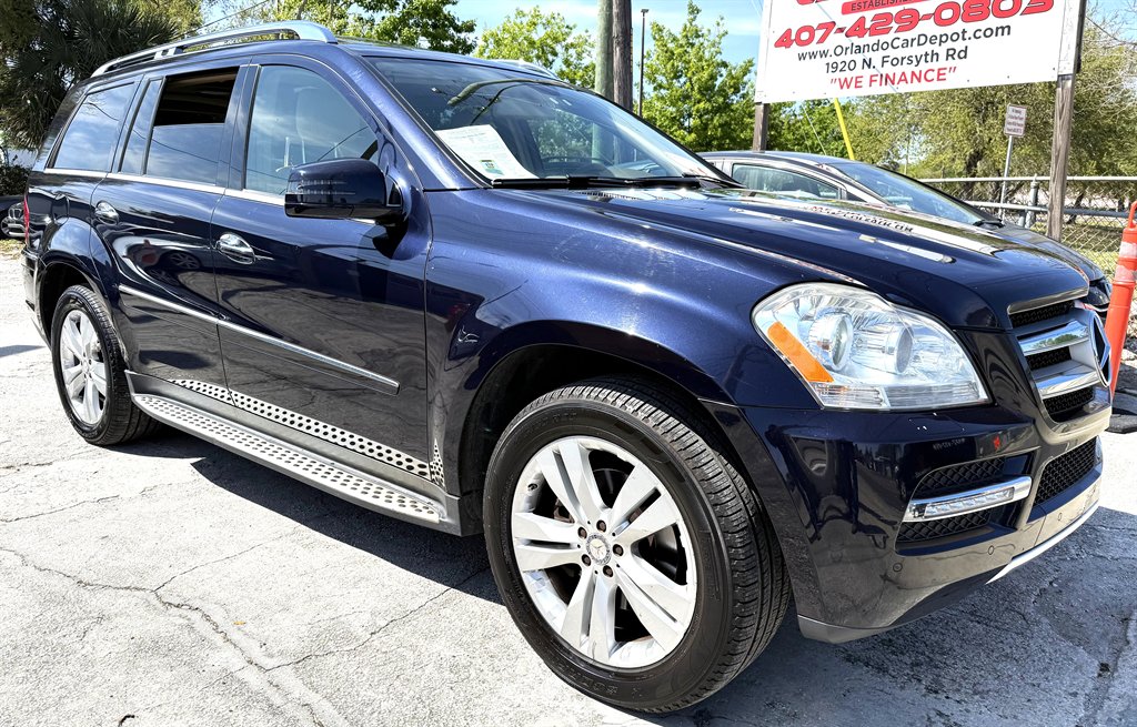 2011 Mercedes-Benz GL 450 - $6,599
