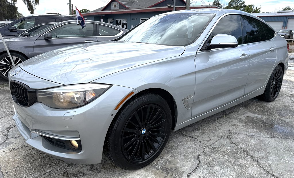 2014 BMW 328i xDrive - $8,999