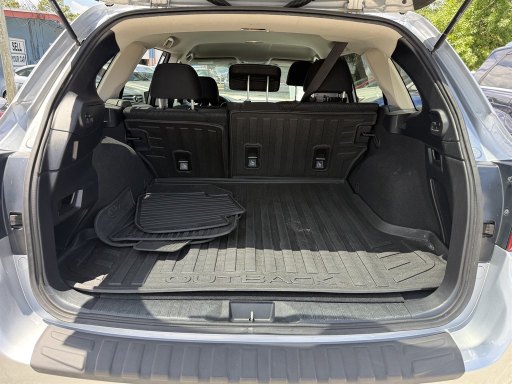 2017 Subaru Outback - $10,499