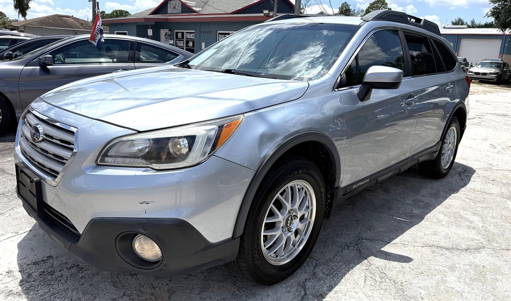 2017 Subaru Outback - $10,499