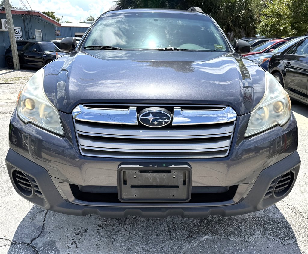 2013 Subaru Outback - $6,599