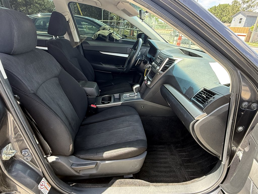2013 Subaru Outback - $6,599
