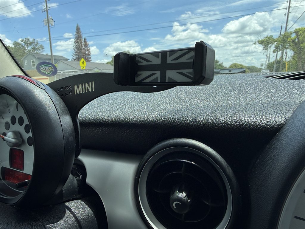 2013 MINI Hardtop - $5,499