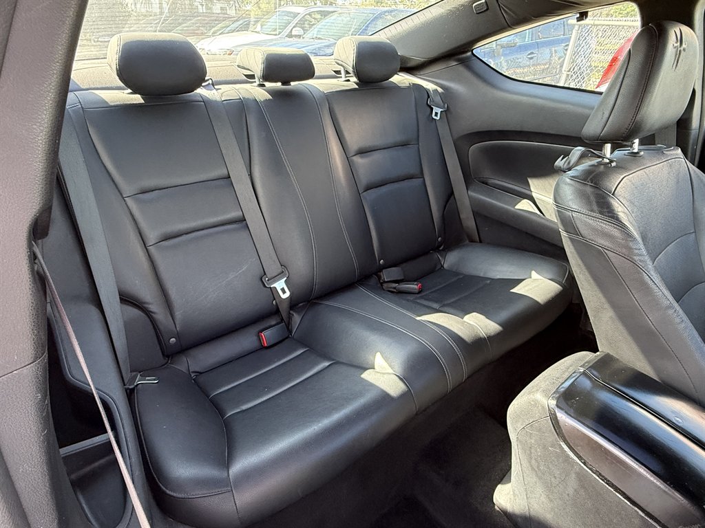 2016 Honda Accord - $10,999