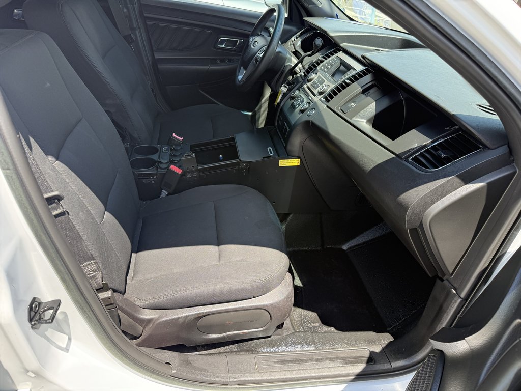 2018 Ford Taurus - $5,699