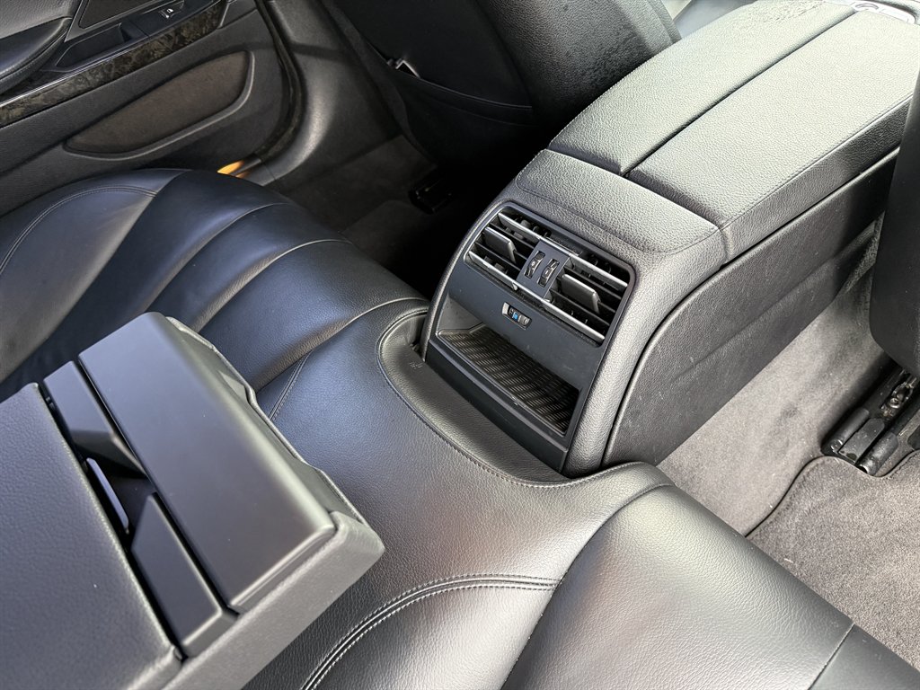 2013 BMW 640i - $9,499
