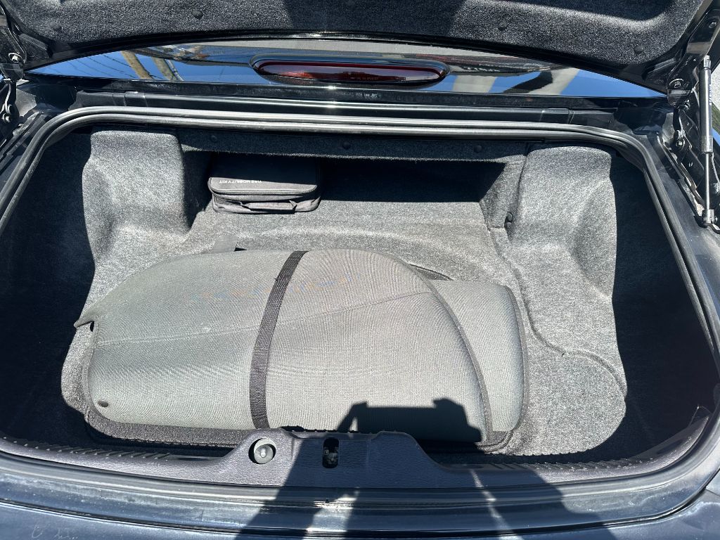 2005 Ford Thunderbird Deluxe photo