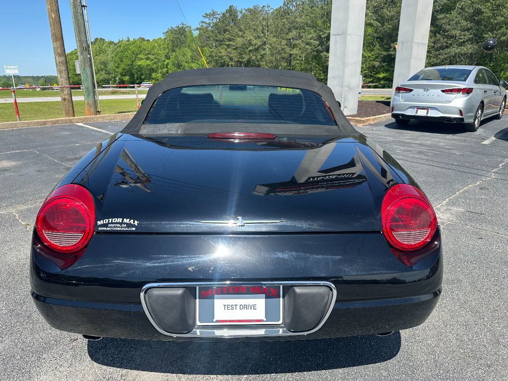 2005 Ford Thunderbird Deluxe photo