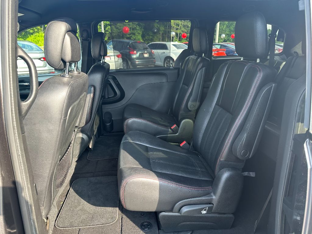2018 Dodge Grand Caravan GT photo