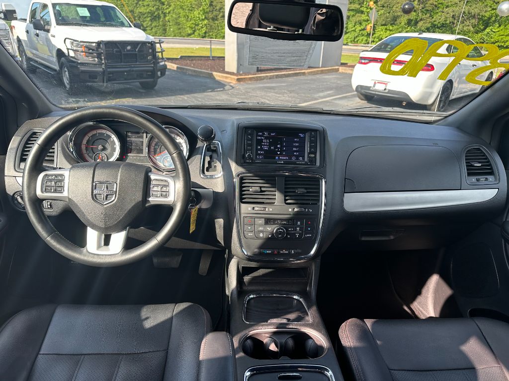 2018 Dodge Grand Caravan GT photo