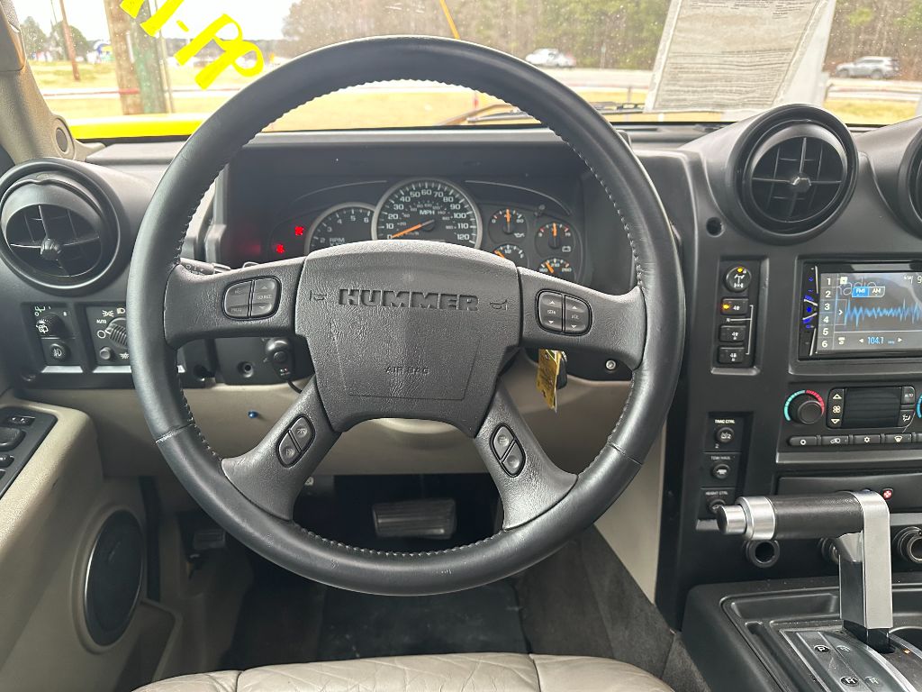 2003 HUMMER H2 photo