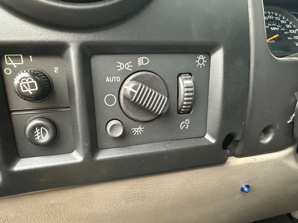 2003 HUMMER H2 photo