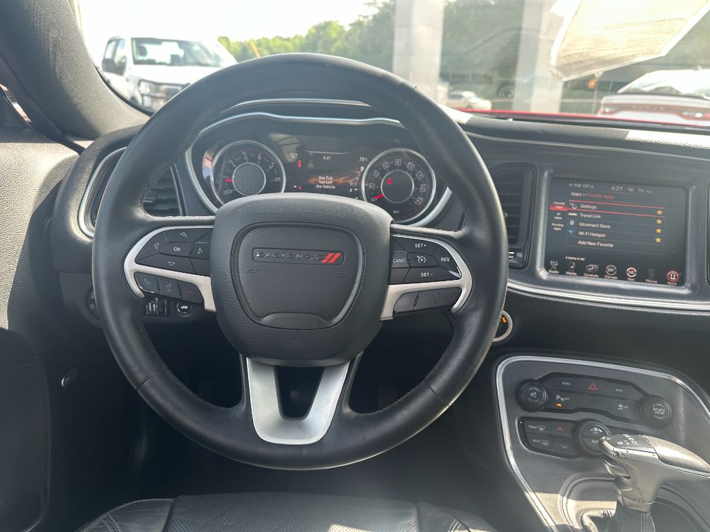 2015 Dodge Challenger SXT PLUS photo