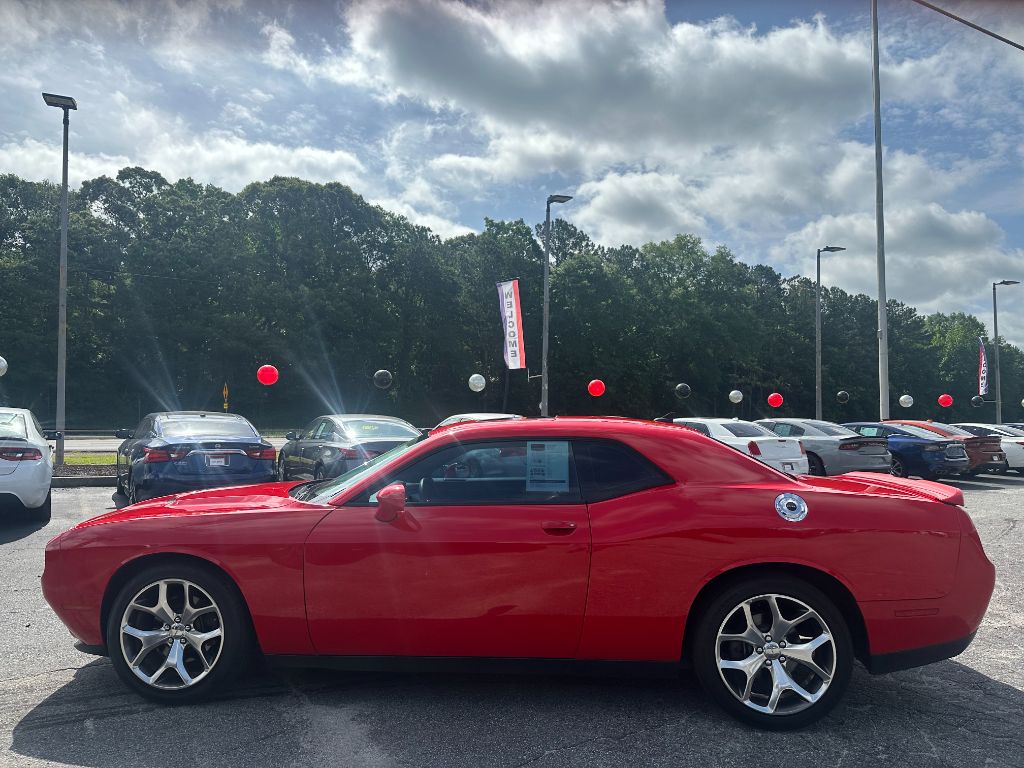 2015 Dodge Challenger SXT PLUS photo