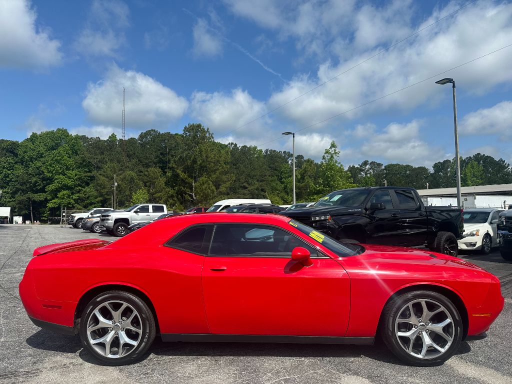 2015 Dodge Challenger SXT PLUS photo