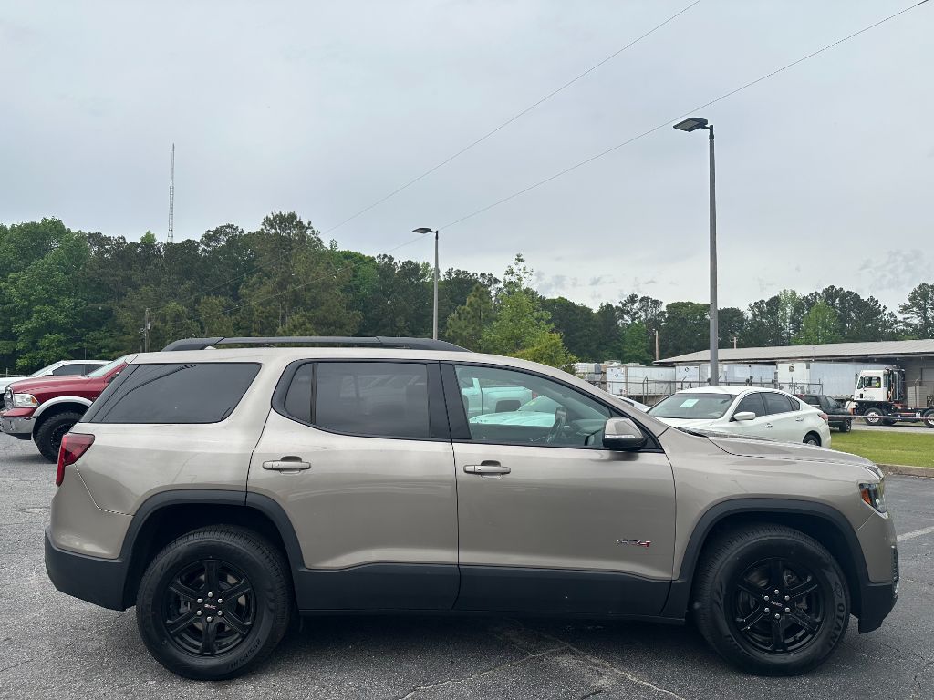 2022 GMC Acadia AT4 photo