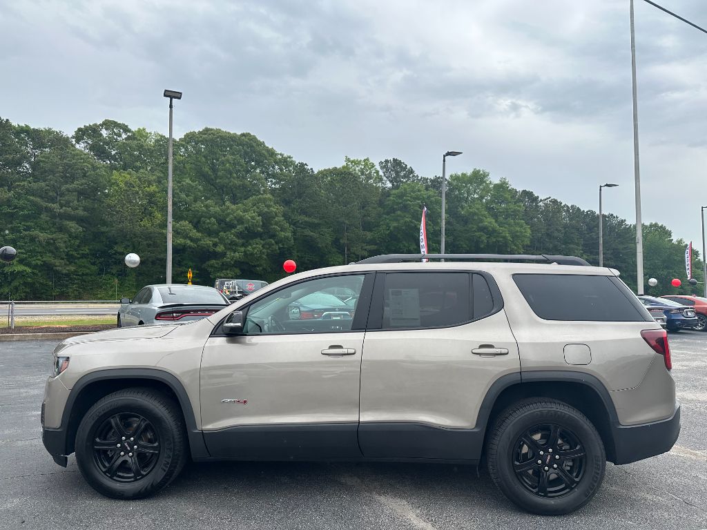 2022 GMC Acadia AT4 photo