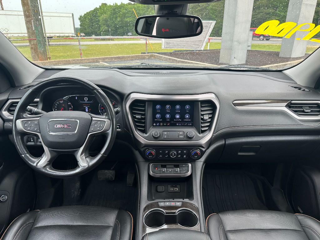 2022 GMC Acadia AT4 photo