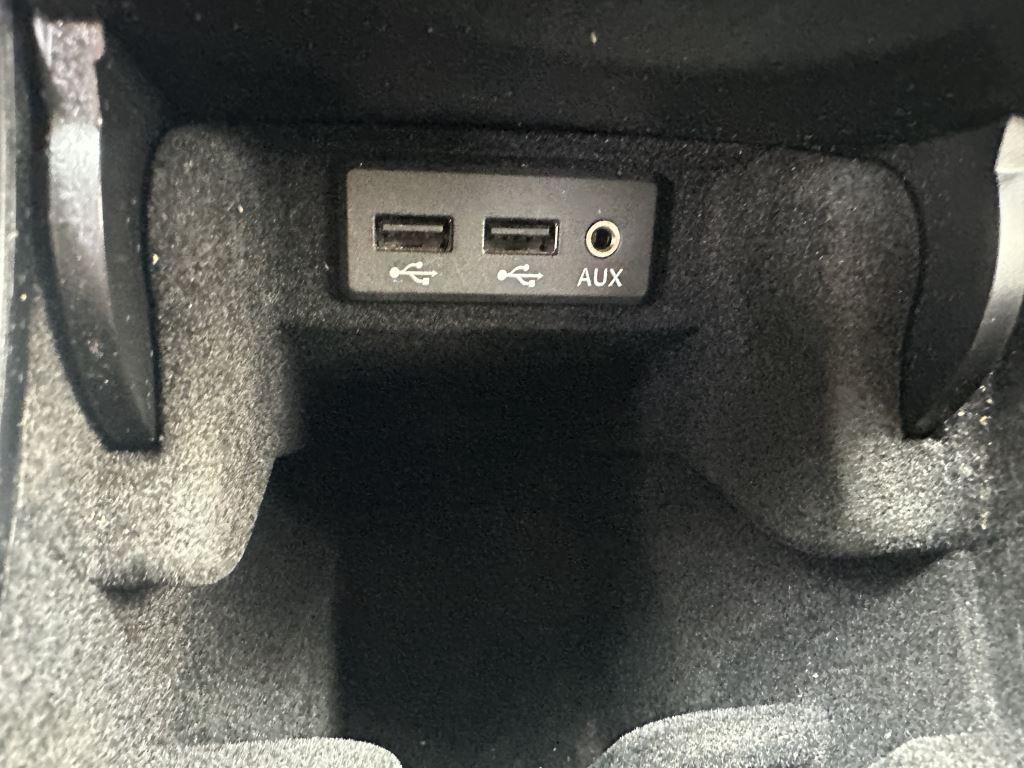 2015 Dodge Grand Caravan SXT photo