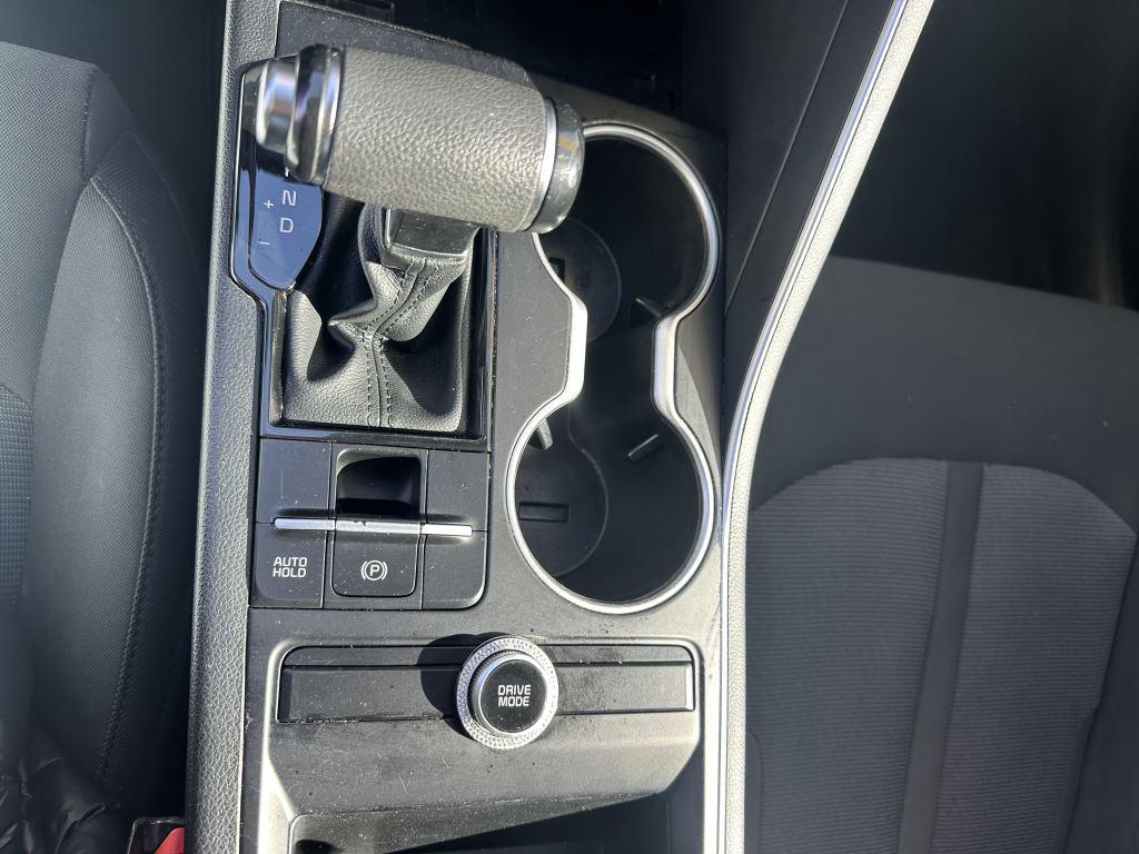 2023 Kia K5 LXS photo