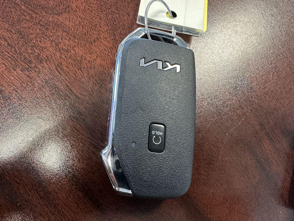 2023 Kia K5 LXS photo