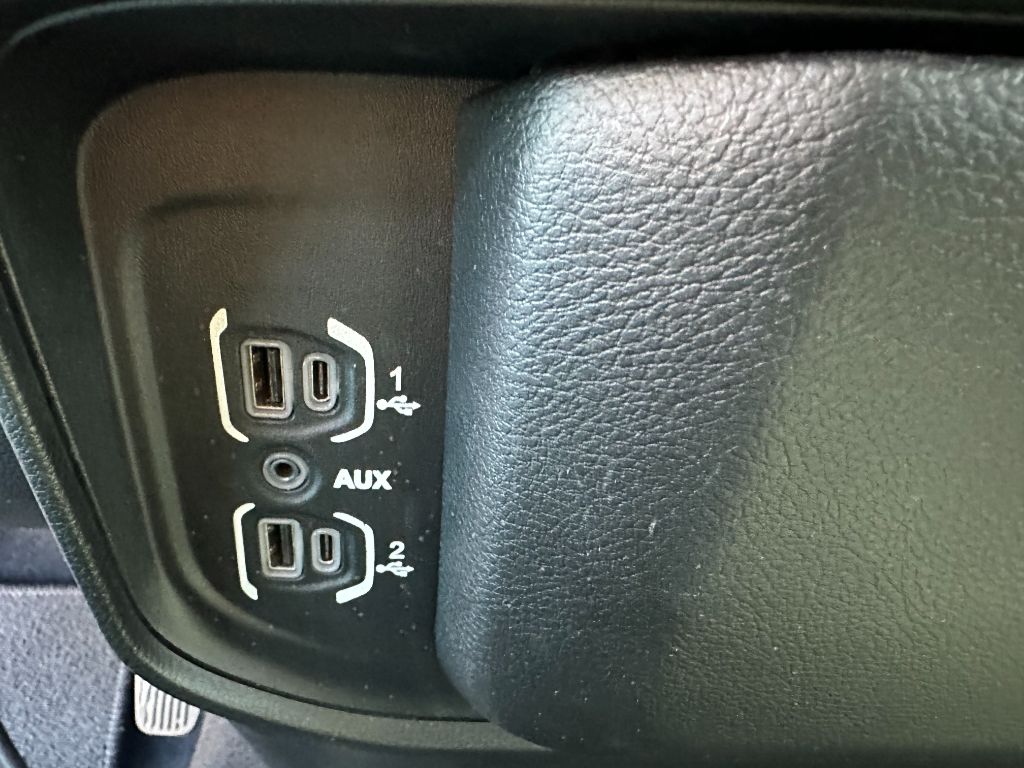 2021 RAM 3500 BIG HORN photo