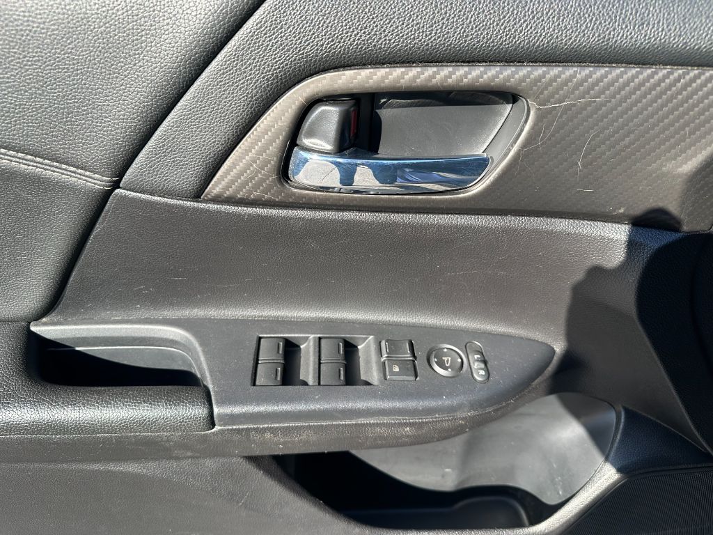 2017 Honda Accord SPORT photo