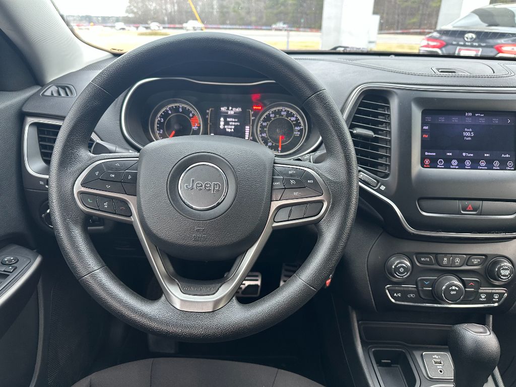 2019 Jeep Cherokee LATITUDE photo