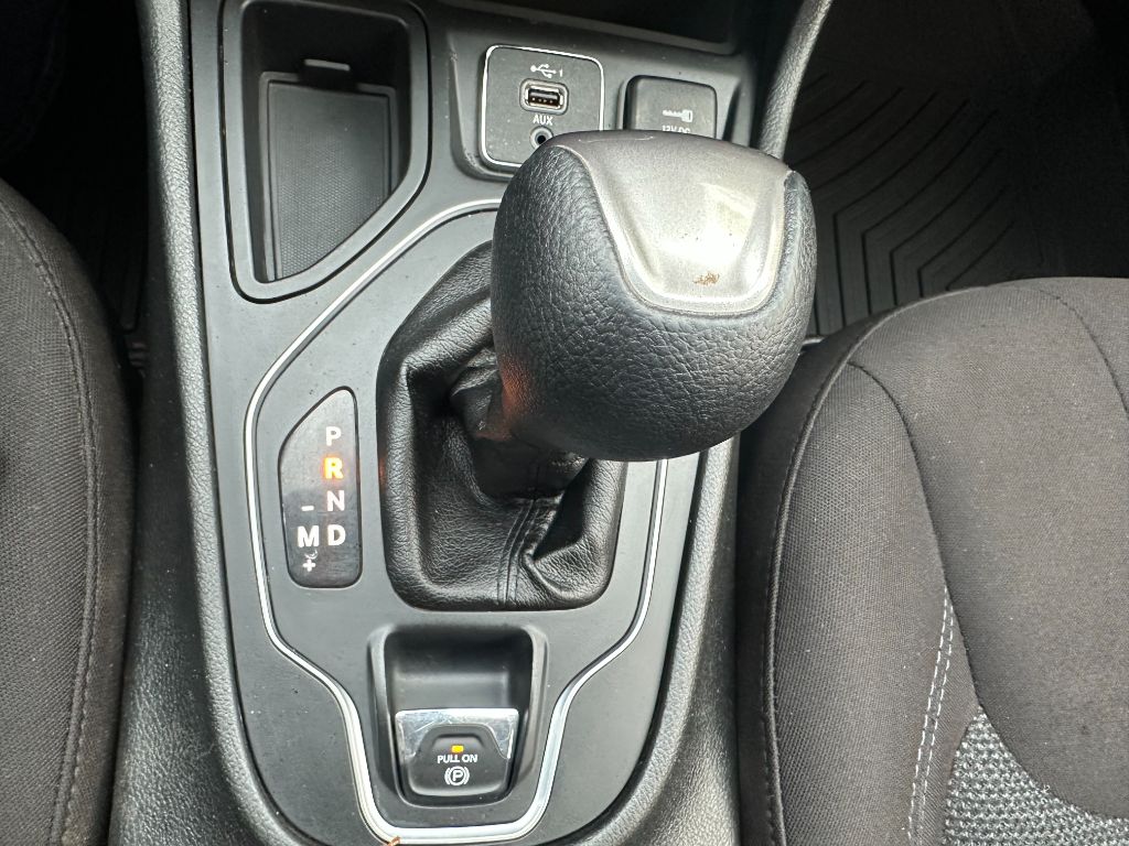 2019 Jeep Cherokee LATITUDE photo