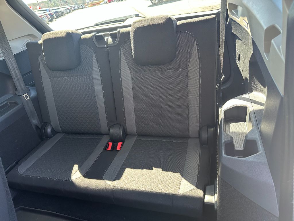 2019 Volkswagen Tiguan S photo
