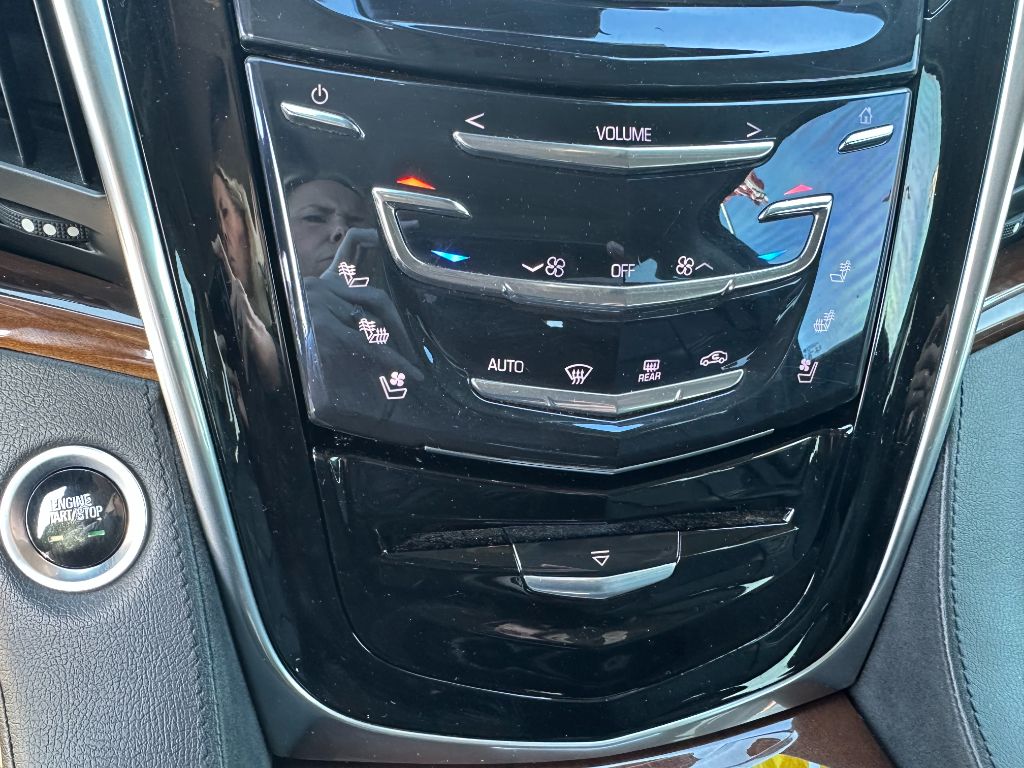 2020 Cadillac Escalade ESV PREMIUM photo