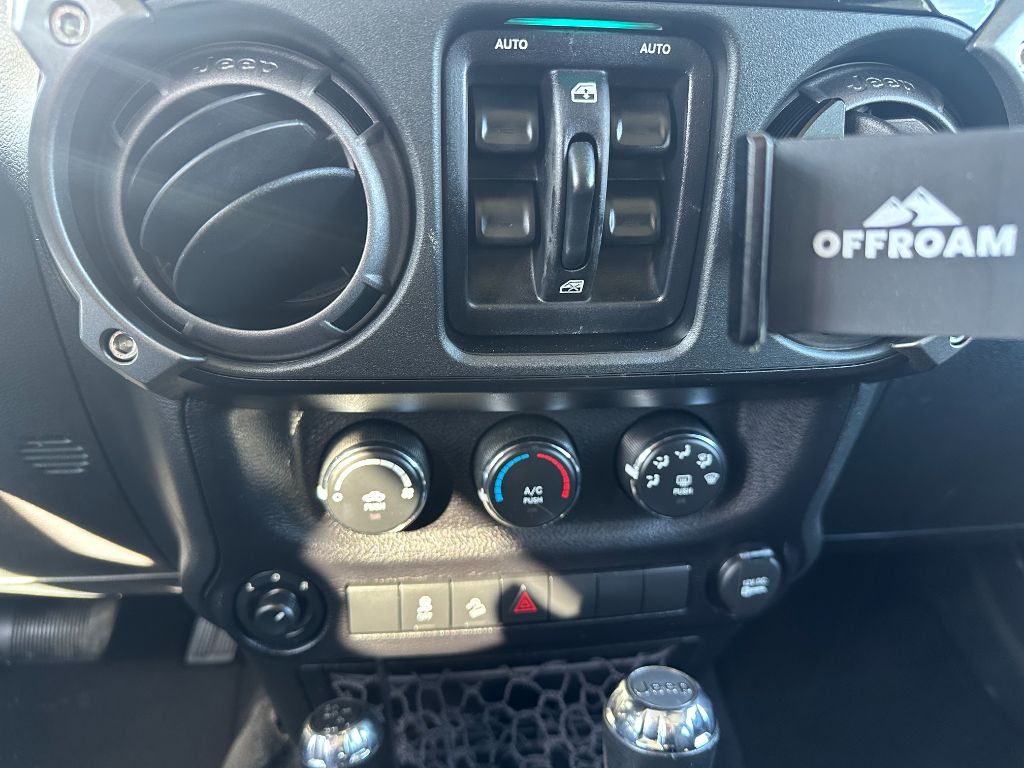 2015 Jeep Wrangler UNLIMITED SPORT photo