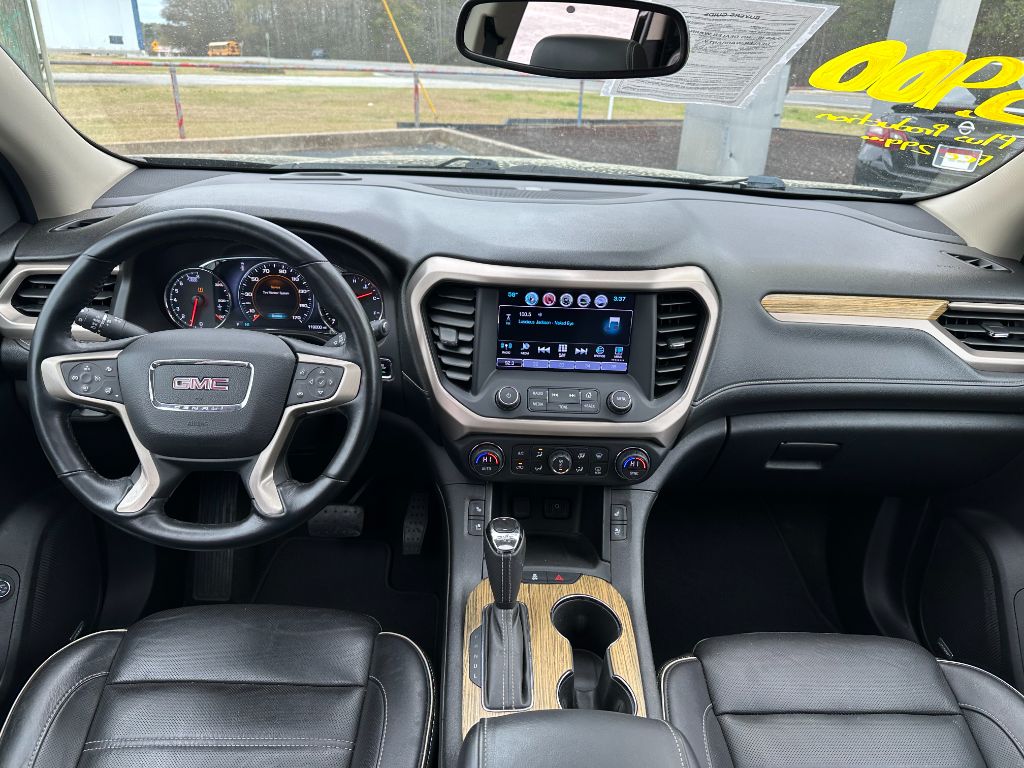 2017 GMC Acadia DENALI photo