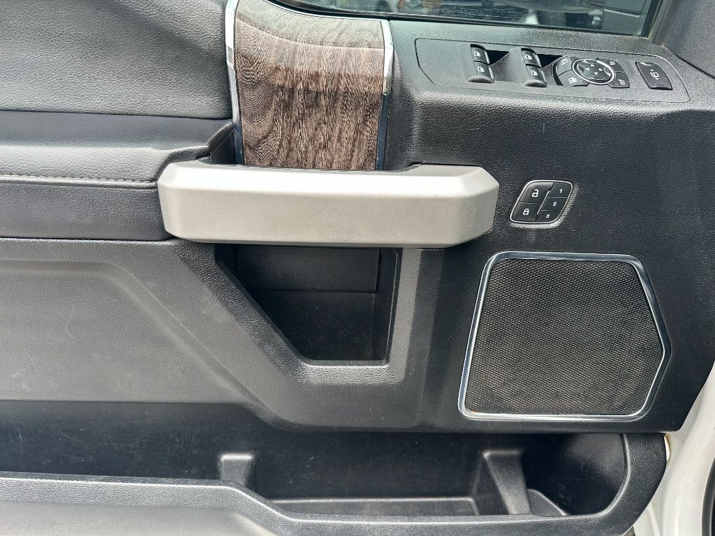 2019 Ford F250sd LARIAT photo