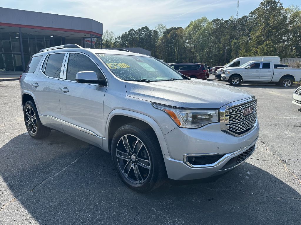 2017 GMC Acadia DENALI photo