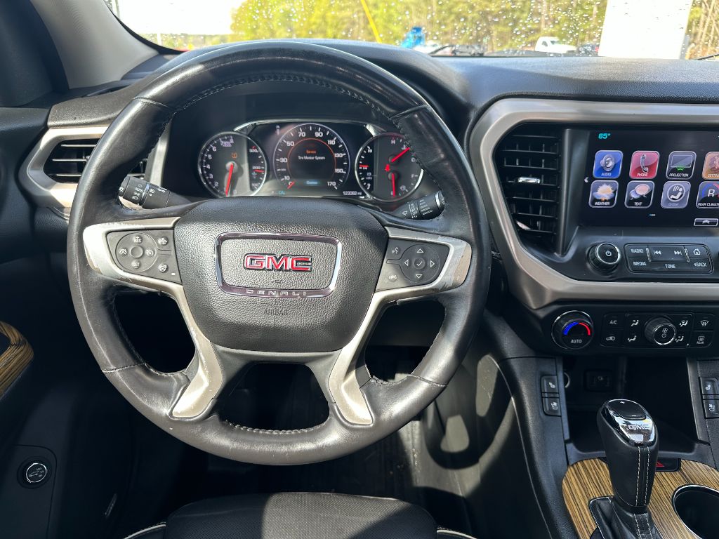 2017 GMC Acadia DENALI photo